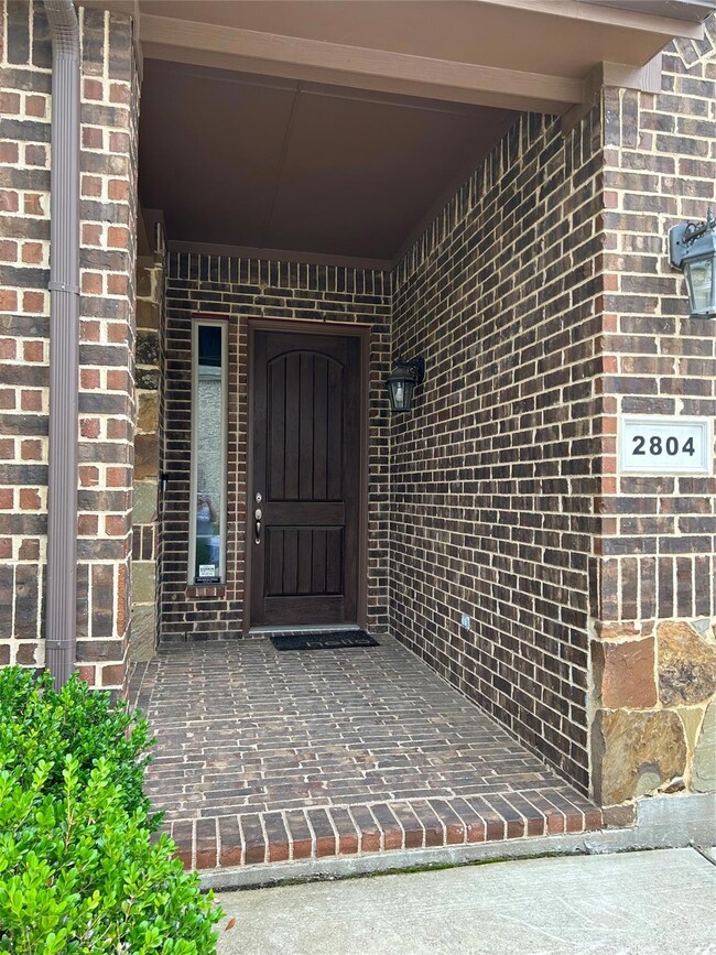 2804 Frontier Dr, Denton, TX 76210 - photo 3