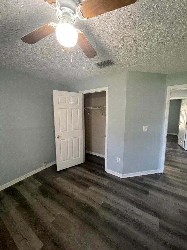 362 Columbus St, Sebastian, FL 32958 - photo 5