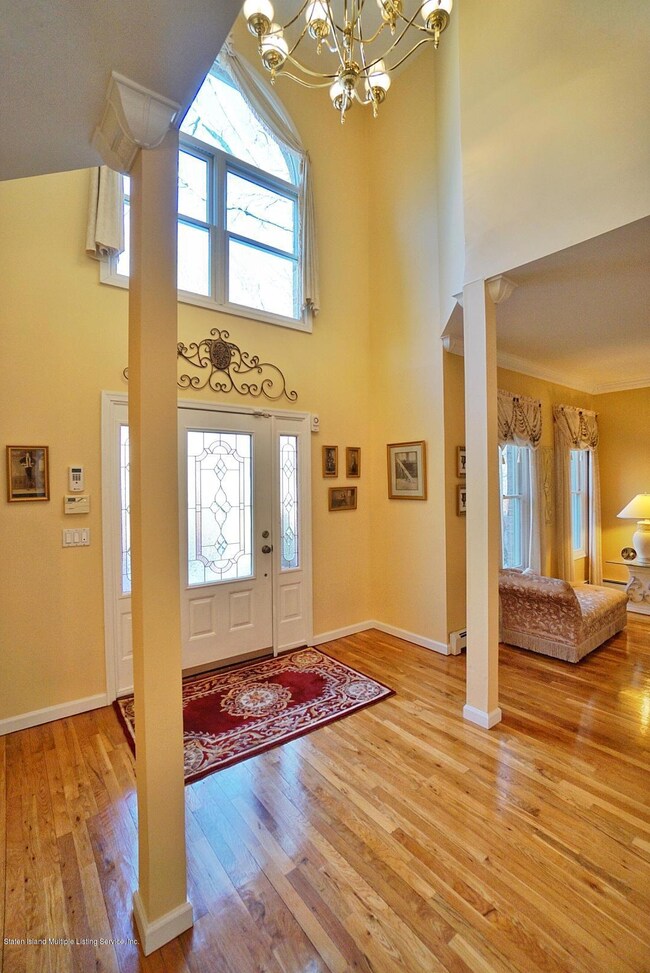 (4) Grand Entry Foyer