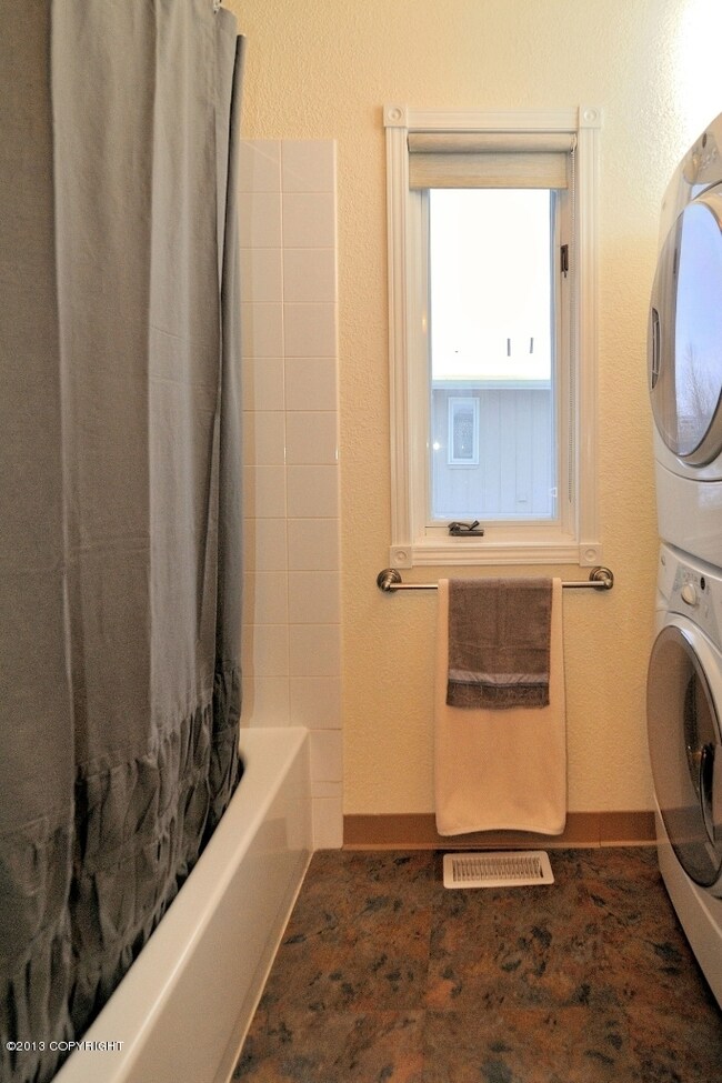 Washer/Dryer in the Unit