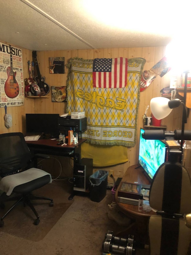 3906 Bottle Palm Ct, Plant City, FL 33566 - photo 5