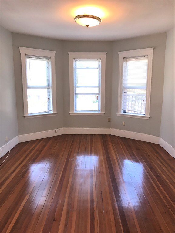 32 Harvard Ave unit 3, Dorchester, MA 02121 - photo 2