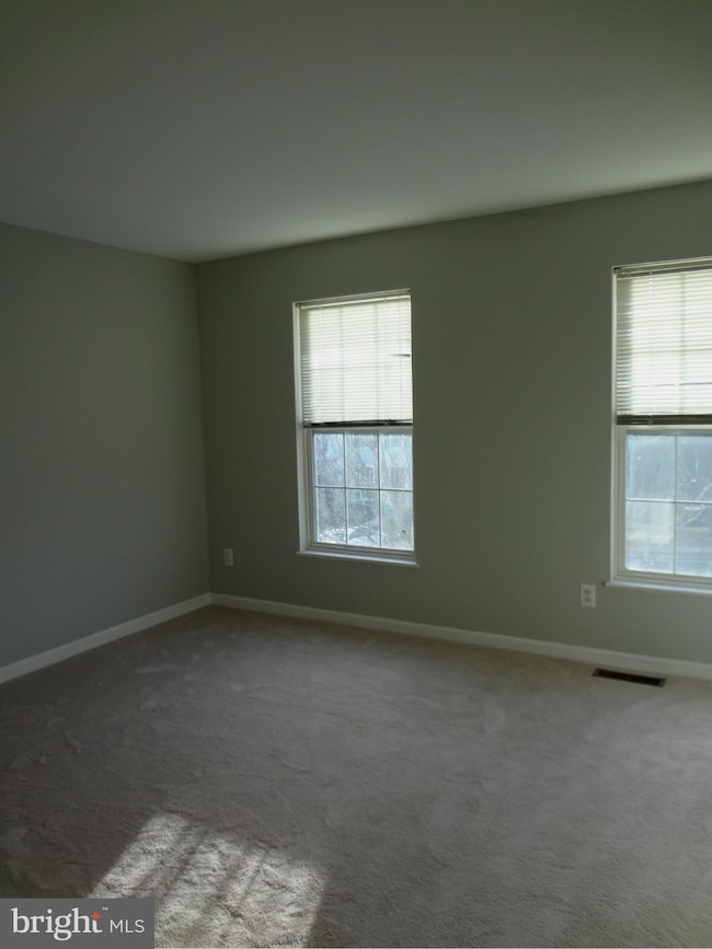 1865 Tiger Lily Cir unit 37, Woodbridge, VA 22192 - photo 3