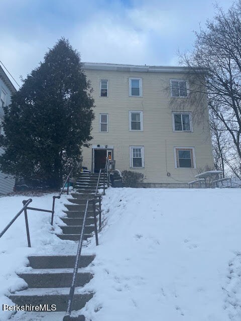153 Onota St, Pittsfield, MA 01201 - photo 7