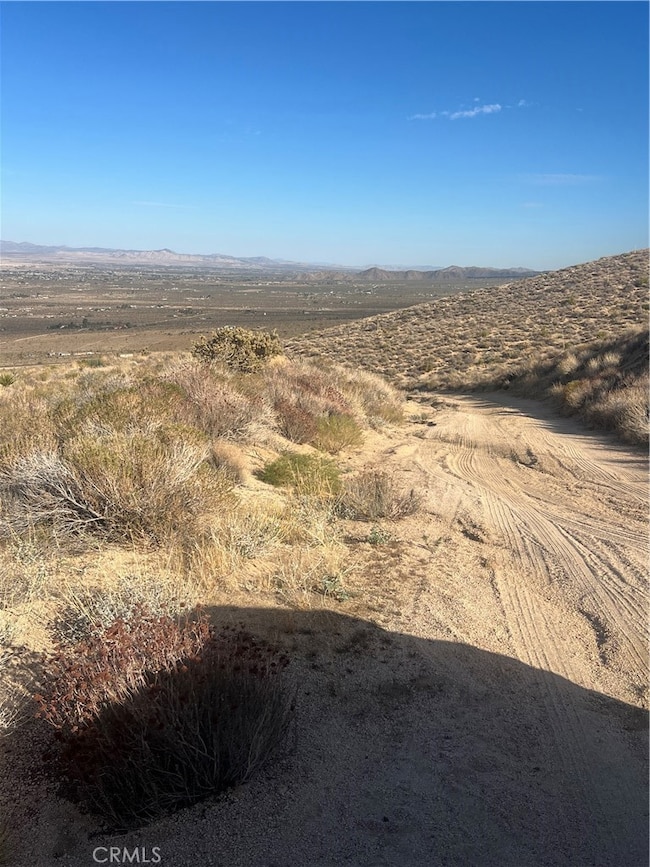 28138 Oriole St, Lucerne Valley, CA 92356 - photo 7