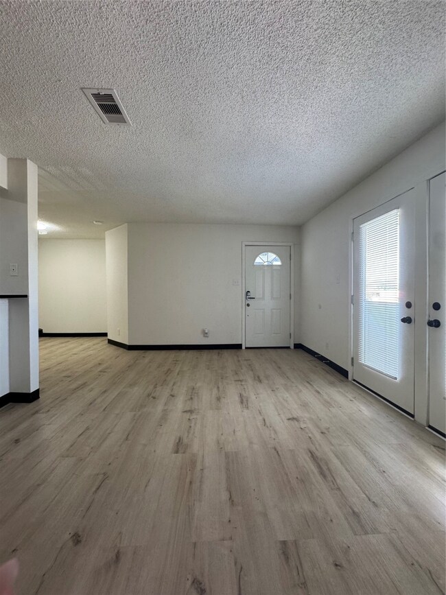 1319 Brenda Ln unit C, Humble, TX 77338 - photo 4