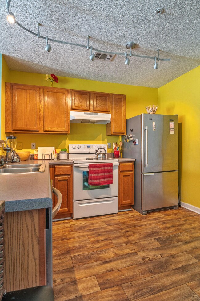 185 Swaying Pine Ct unit A43, Crestview, FL 32539 - photo 6