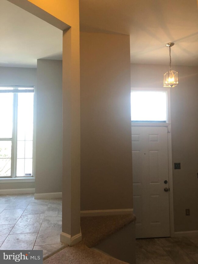 46685 Sandalwood Square, Sterling, VA 20164 - photo 2