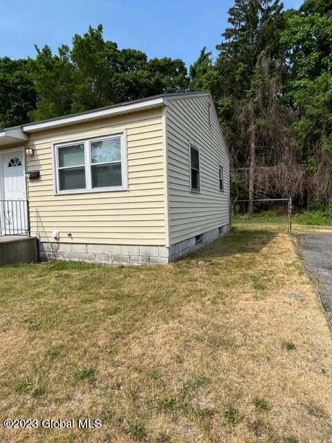 27 Vics Ct, Albany, NY 12205 - photo 3