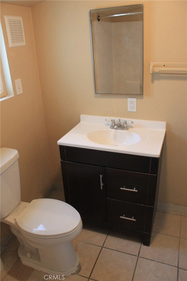 4915 Agate St unit C, Riverside, CA 92509 - photo 5