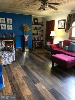 21 S Market St, New Ringgold, PA 17960 - photo 7