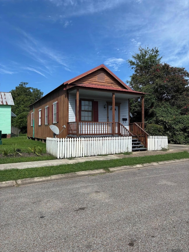 23515 Clay St, Plaquemine, LA 70764 - photo 2