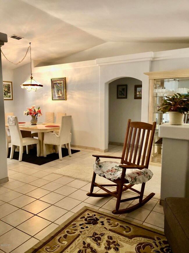 780444E5-5DE3-481E-9FC3-28D88397631C_1_2