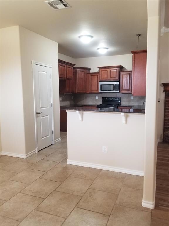 1108 Bryan Dr, Moore, OK 73160 - photo 5