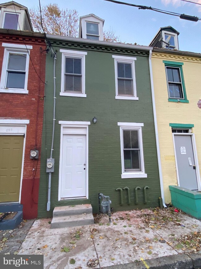 524 Woodward St, Lancaster, PA 17602 - photo 3