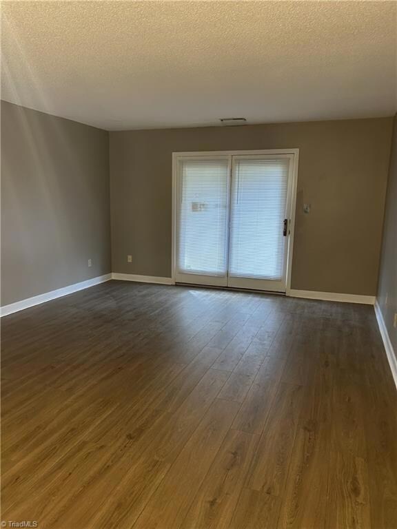 301 Windsor Manor Way unit C, Kernersville, NC 27284 - photo 4