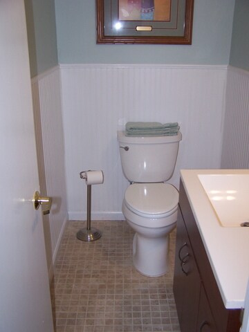 862 E Algonquin Rd, Des Plaines, IL 60016 - photo 7