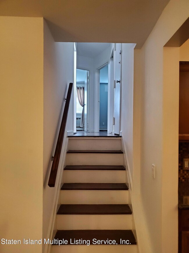 47 Lamped Loop unit A1, Staten Island, NY 10314 - photo 7