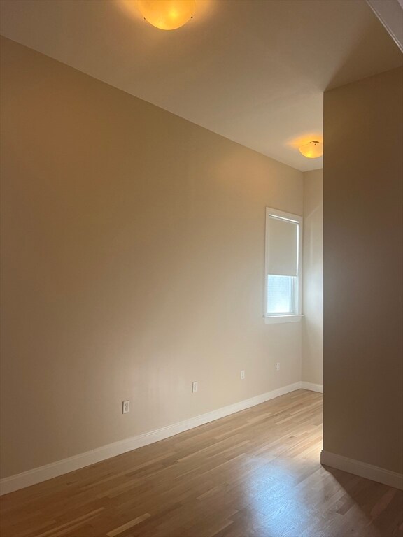 4 Fulkerson St unit 2, Cambridge, MA 02141 - photo 3