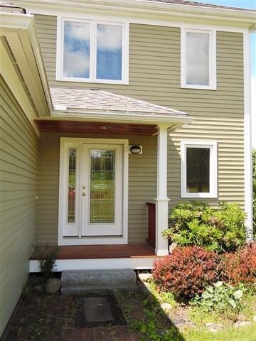 65 Pasquaney Ln unit 5, Bristol, NH 03222 - photo 2