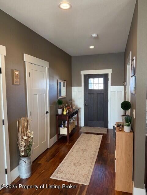 1869 Yellowstone Cir, Dickinson, ND 58601 - photo 5