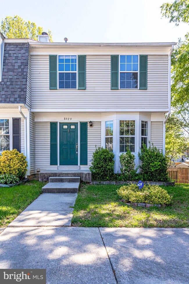 8929 Waldren Way, Lorton, VA 22079 - photo 2