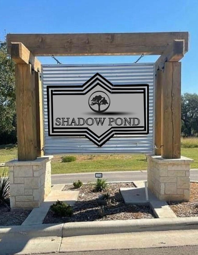 4710 Shadow Pond Ln, Alvin, TX 77511 - photo 2