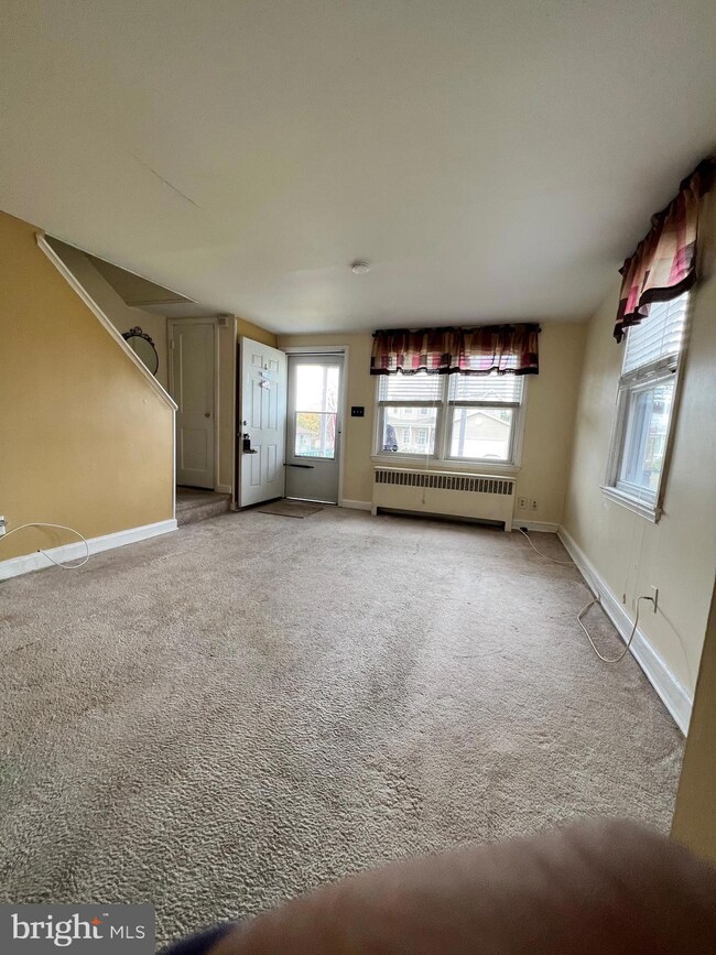 3639 Mactavish Ave, Baltimore, MD 21229 - photo 4