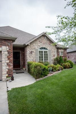 879 W Chestnut Bend Cir, Nixa, MO 65714 - photo 2