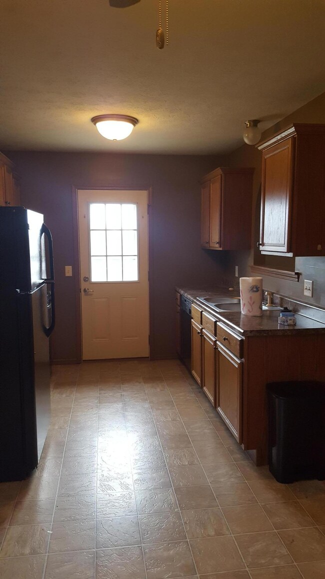 200 W Christopher Ln, Clever, MO 65631 - photo 5