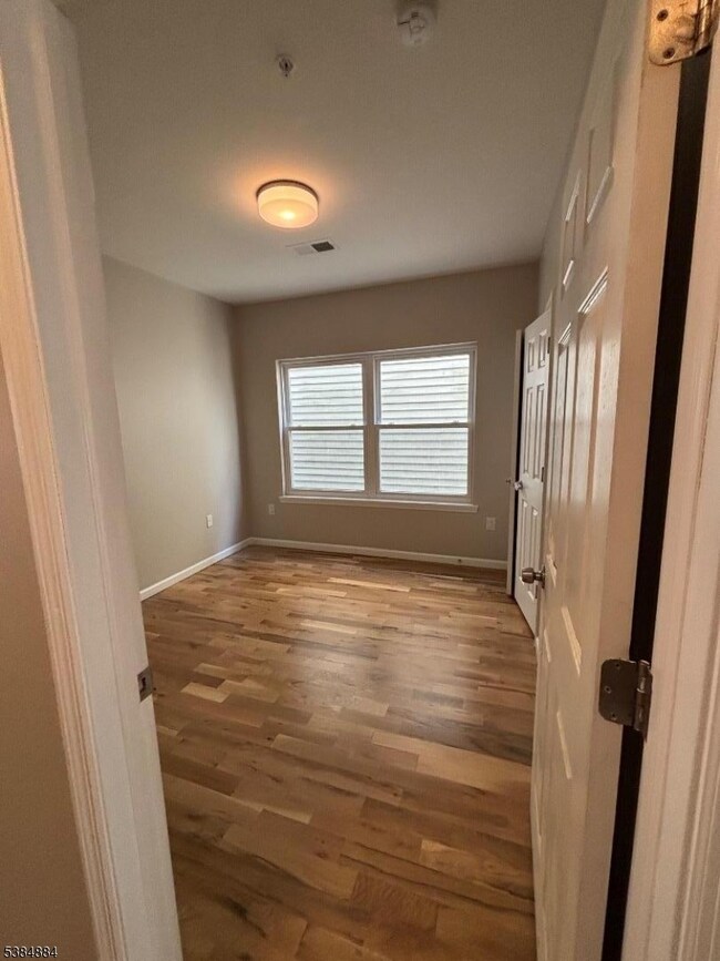 485 S 16th St, Newark, NJ 07103 - photo 7