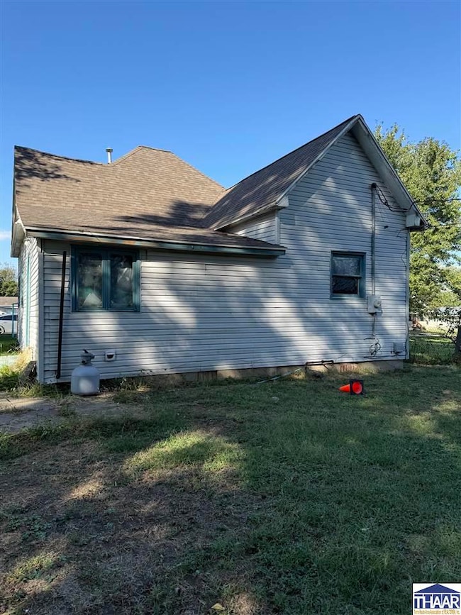 721 E Beech St, Sullivan, IN 47882 - photo 2