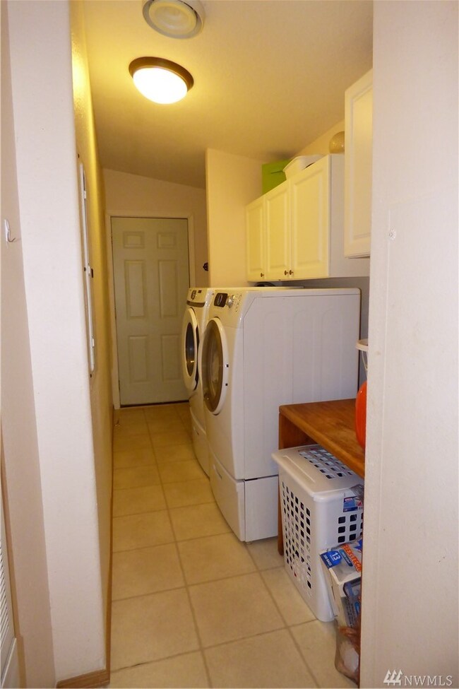 8414 McNiece Dr SE, Yelm, WA 98597 - photo 7