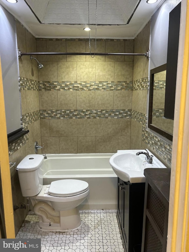 6906 Buist Ave, Philadelphia, PA 19142 - photo 2