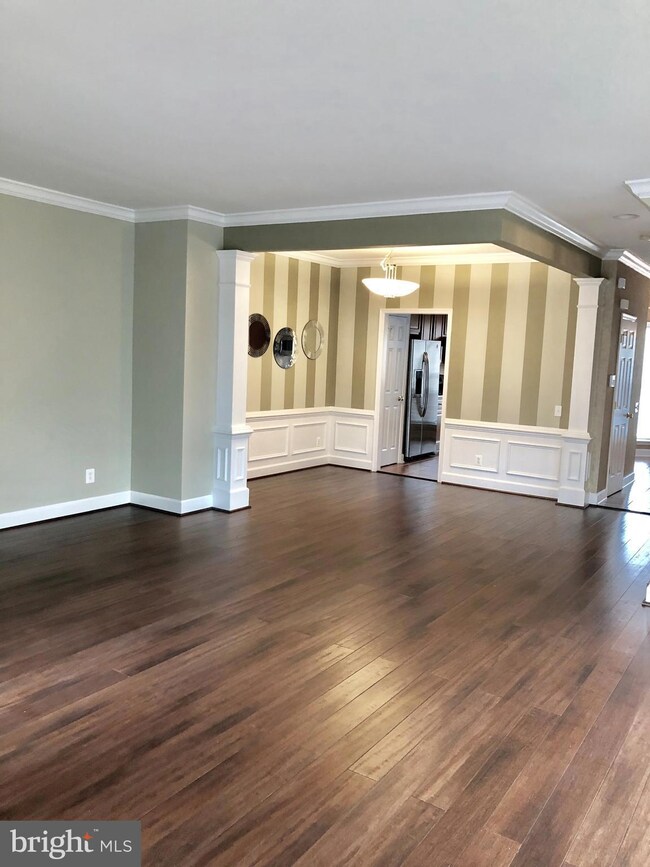 2472 Terra Cotta Cir, Herndon, VA 20171 - photo 6