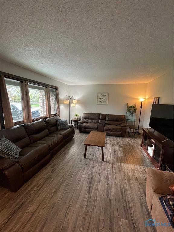 2231 N Brookside Blvd, Genoa, OH 43430 - photo 6