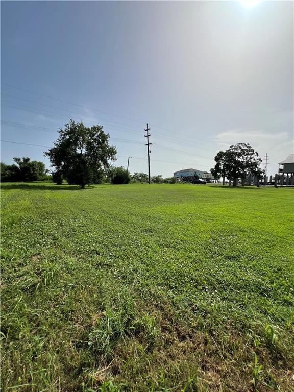 View from the back of the lot looking towards the South to Lake Pontchartrain