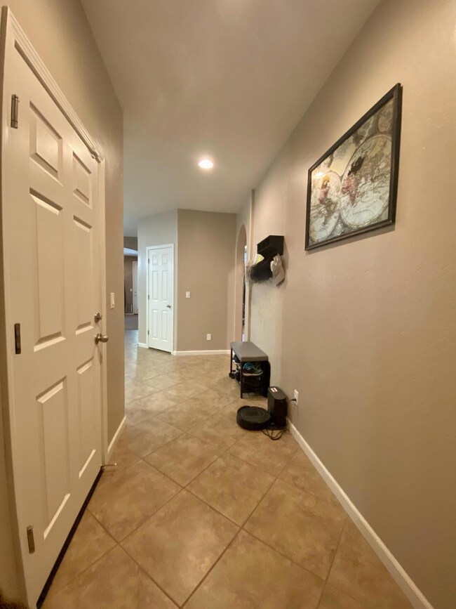 F9F4F490-E64F-4C50-99DB-60D96EDE205B_1_2