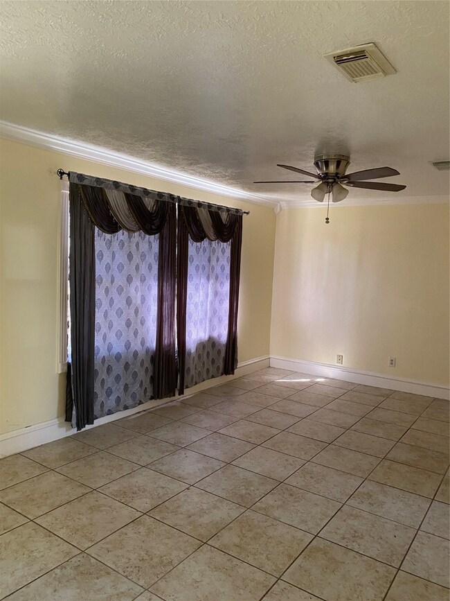 11730 Vickery St, Houston, TX 77039 - photo 3