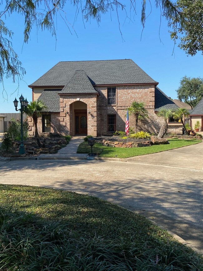 14330 Islandwoods Dr, Houston, TX 77095 - photo 2