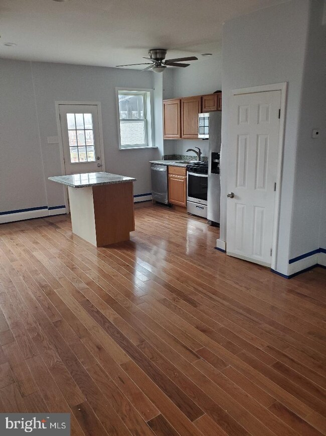 3802 Harlem Ave, Baltimore, MD 21229 - photo 4