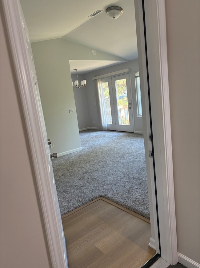 230 Wethington Dr unit C, Wauconda, IL 60084 - photo 5