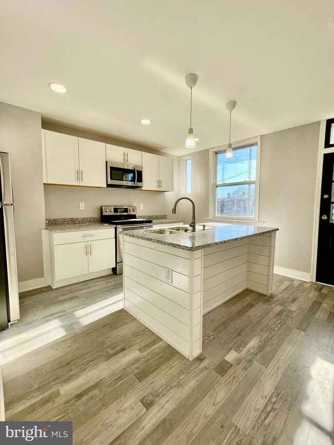 2803 Erdman Ave, Baltimore, MD 21213 - photo 7