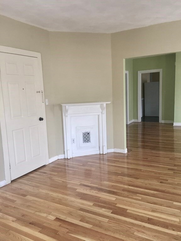 119 Brown St unit 2, Waltham, MA 02453 - photo 3