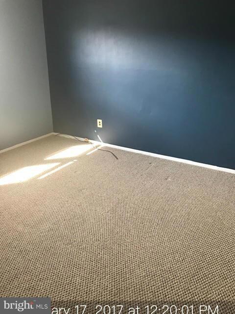 8427 Hallmark Cir, Parkville, MD 21234 - photo 7