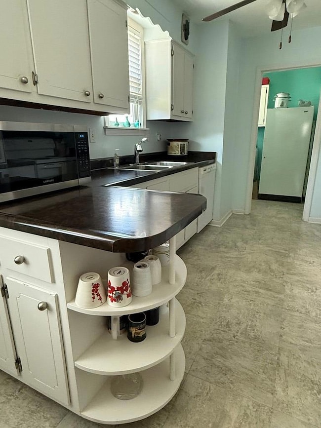 235 W Barton Ave, West Memphis, AR 72301 - photo 7