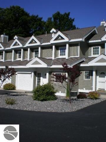 6704 Lakeshore Rd unit 9, Manistee, MI 49660 - photo 3