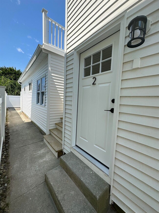 314 W Cresse Ave unit 2, Wildwood, NJ 08260 - photo 2