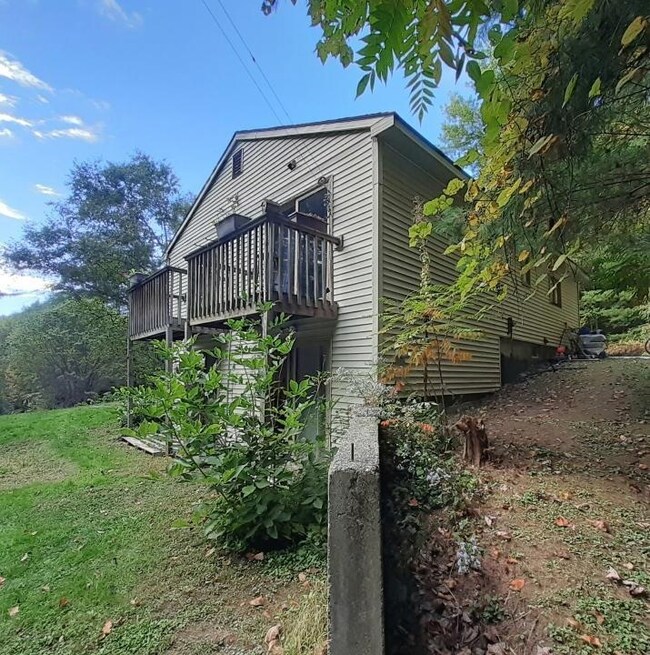 277 River Rd S, Putney, VT 05346 - photo 6