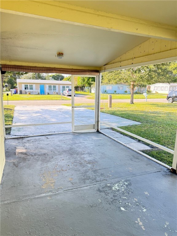 1620 5th Ave, Vero Beach, FL 32960 - photo 7